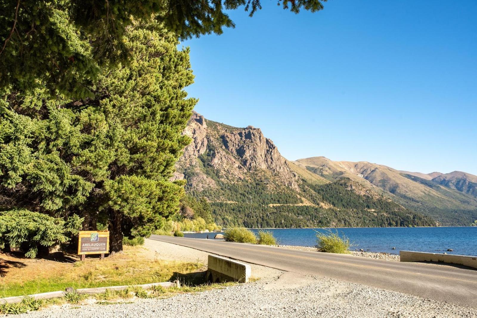 Arelauquen Bungalows & Suites San Carlos de Bariloche Exterior foto